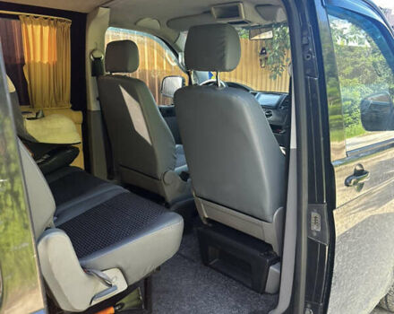 Черный Фольксваген Transporter, объемом двигателя 1.9 л и пробегом 400 тыс. км за 7700 $, фото 6 на Automoto.ua