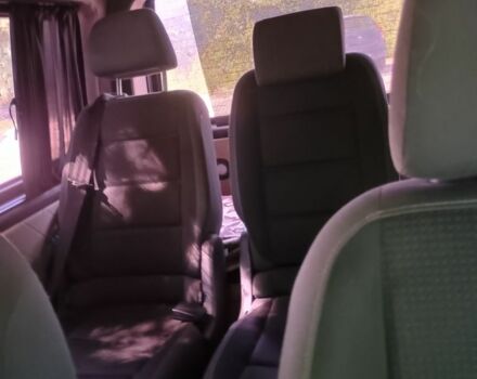 Черный Фольксваген Transporter, объемом двигателя 1.9 л и пробегом 320 тыс. км за 10500 $, фото 7 на Automoto.ua