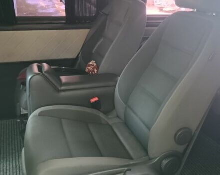 Черный Фольксваген Transporter, объемом двигателя 1.9 л и пробегом 320 тыс. км за 10500 $, фото 6 на Automoto.ua