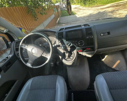 Черный Фольксваген Transporter, объемом двигателя 1.9 л и пробегом 400 тыс. км за 7700 $, фото 2 на Automoto.ua