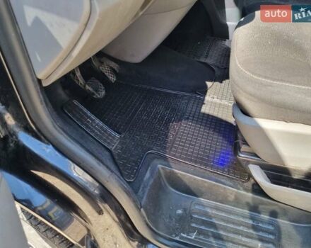 Чорний Фольксваген Transporter, об'ємом двигуна 1.9 л та пробігом 316 тис. км за 10900 $, фото 5 на Automoto.ua