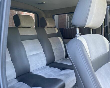 Черный Фольксваген Transporter, объемом двигателя 1.9 л и пробегом 327 тыс. км за 9000 $, фото 3 на Automoto.ua