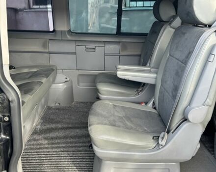 Черный Фольксваген Transporter, объемом двигателя 2.5 л и пробегом 266 тыс. км за 12000 $, фото 15 на Automoto.ua