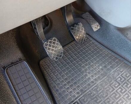 Черный Фольксваген Transporter, объемом двигателя 1.97 л и пробегом 293 тыс. км за 15000 $, фото 15 на Automoto.ua