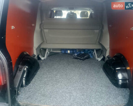 Черный Фольксваген Transporter, объемом двигателя 0 л и пробегом 236 тыс. км за 21900 $, фото 10 на Automoto.ua