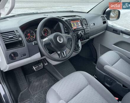 Чорний Фольксваген Transporter, об'ємом двигуна 2 л та пробігом 275 тис. км за 18950 $, фото 146 на Automoto.ua