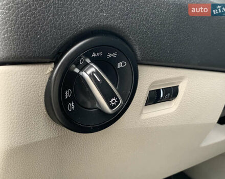 Чорний Фольксваген Transporter, об'ємом двигуна 2 л та пробігом 291 тис. км за 25699 $, фото 40 на Automoto.ua