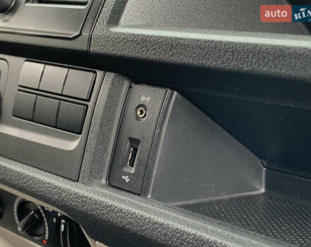 Чорний Фольксваген Transporter, об'ємом двигуна 2 л та пробігом 291 тис. км за 25699 $, фото 35 на Automoto.ua