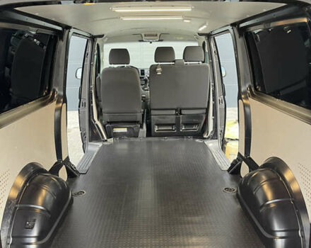 Черный Фольксваген Transporter, объемом двигателя 2 л и пробегом 282 тыс. км за 23900 $, фото 23 на Automoto.ua