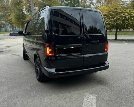 Черный Фольксваген Transporter, объемом двигателя 2 л и пробегом 321 тыс. км за 26499 $, фото 2 на Automoto.ua