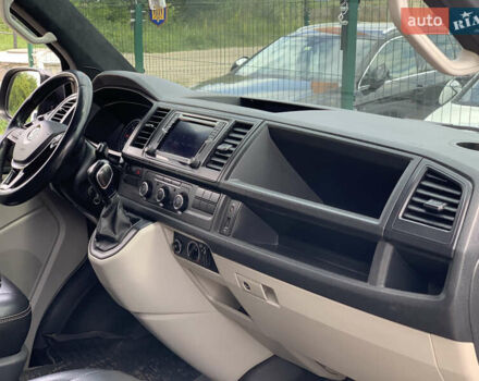 Чорний Фольксваген Transporter, об'ємом двигуна 2 л та пробігом 291 тис. км за 25699 $, фото 31 на Automoto.ua