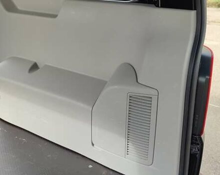 Чорний Фольксваген Transporter, об'ємом двигуна 2 л та пробігом 291 тис. км за 19900 $, фото 26 на Automoto.ua