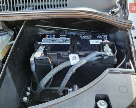 Черный Фольксваген Transporter, объемом двигателя 2 л и пробегом 220 тыс. км за 22900 $, фото 41 на Automoto.ua