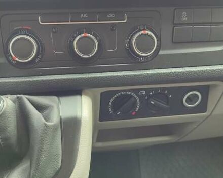 Чорний Фольксваген Transporter, об'ємом двигуна 2 л та пробігом 291 тис. км за 19900 $, фото 17 на Automoto.ua