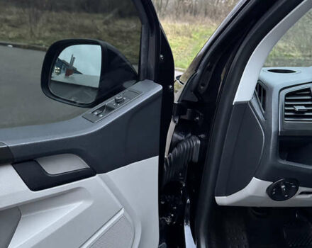 Черный Фольксваген Transporter, объемом двигателя 1.97 л и пробегом 221 тыс. км за 29350 $, фото 47 на Automoto.ua