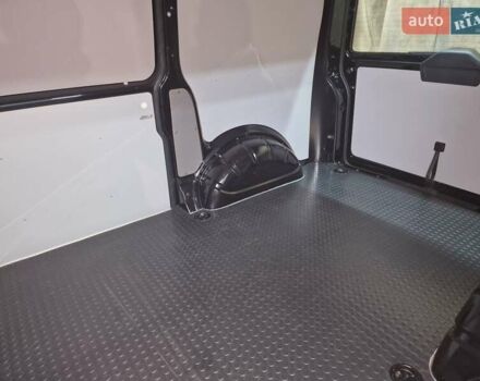 Чорний Фольксваген Transporter, об'ємом двигуна 1.97 л та пробігом 244 тис. км за 22499 $, фото 23 на Automoto.ua