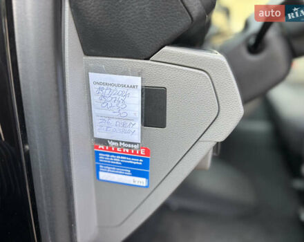 Черный Фольксваген Transporter, объемом двигателя 2 л и пробегом 210 тыс. км за 24800 $, фото 8 на Automoto.ua