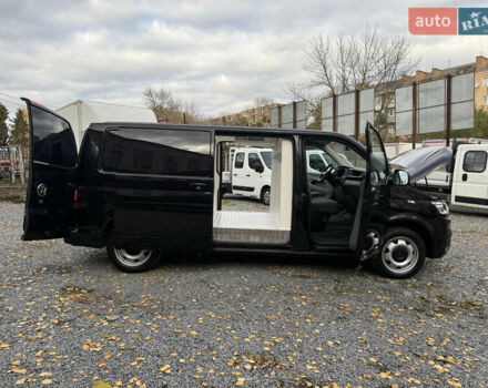 Чорний Фольксваген Transporter, об'ємом двигуна 2 л та пробігом 219 тис. км за 29900 $, фото 18 на Automoto.ua