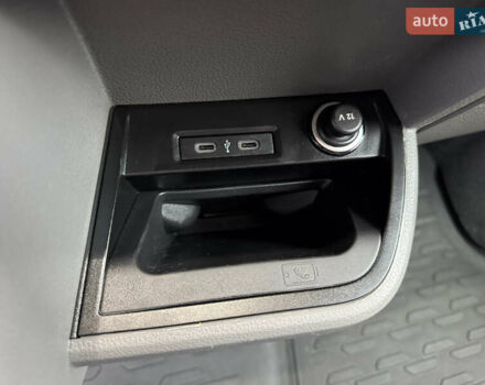 Чорний Фольксваген Transporter, об'ємом двигуна 2 л та пробігом 219 тис. км за 29900 $, фото 46 на Automoto.ua