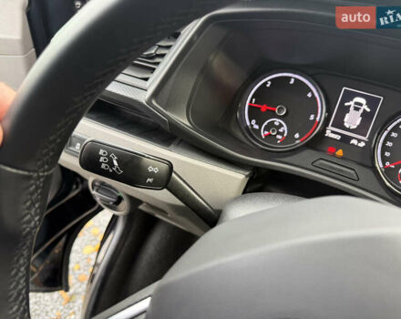 Чорний Фольксваген Transporter, об'ємом двигуна 2 л та пробігом 219 тис. км за 29900 $, фото 29 на Automoto.ua