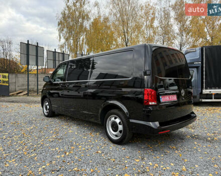 Чорний Фольксваген Transporter, об'ємом двигуна 2 л та пробігом 219 тис. км за 29900 $, фото 4 на Automoto.ua