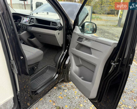 Чорний Фольксваген Transporter, об'ємом двигуна 2 л та пробігом 219 тис. км за 29900 $, фото 34 на Automoto.ua