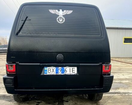 Чорний Фольксваген Transporter, об'ємом двигуна 2.4 л та пробігом 282 тис. км за 3200 $, фото 3 на Automoto.ua