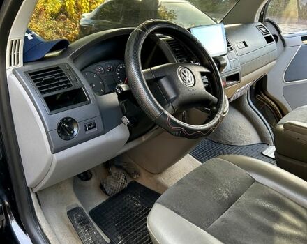 Черный Фольксваген Transporter, объемом двигателя 2.5 л и пробегом 266 тыс. км за 12000 $, фото 7 на Automoto.ua