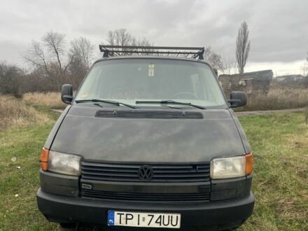 Черный Фольксваген Transporter, объемом двигателя 0 л и пробегом 300 тыс. км за 1800 $, фото 1 на Automoto.ua
