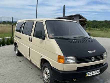 Чорний Фольксваген Transporter, об'ємом двигуна 2.5 л та пробігом 250 тис. км за 3500 $, фото 1 на Automoto.ua