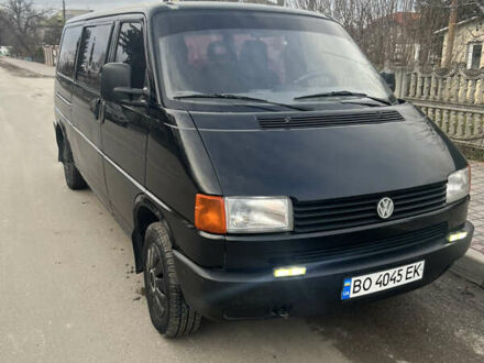 Черный Фольксваген Transporter, объемом двигателя 2.4 л и пробегом 489 тыс. км за 5100 $, фото 1 на Automoto.ua