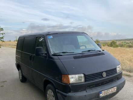 Черный Фольксваген Transporter, объемом двигателя 1.9 л и пробегом 250 тыс. км за 1899 $, фото 1 на Automoto.ua