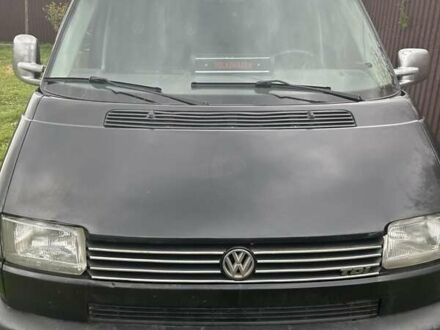 Черный Фольксваген Transporter, объемом двигателя 2.5 л и пробегом 400 тыс. км за 5400 $, фото 1 на Automoto.ua