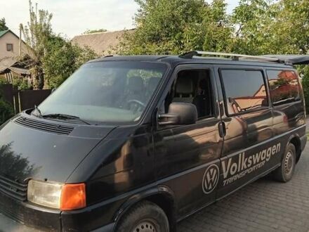 Чорний Фольксваген Transporter, об'ємом двигуна 2.46 л та пробігом 450 тис. км за 5100 $, фото 1 на Automoto.ua