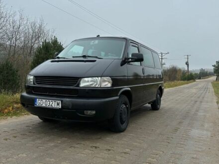 Чорний Фольксваген Transporter, об'ємом двигуна 2.5 л та пробігом 200 тис. км за 2950 $, фото 1 на Automoto.ua