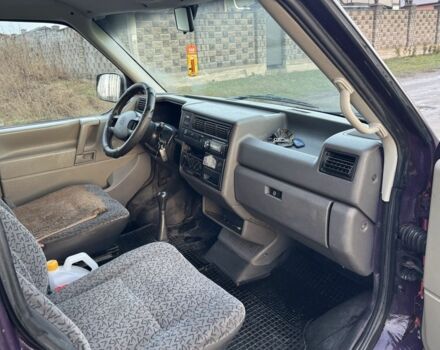 Фиолетовый Фольксваген Transporter, объемом двигателя 1.9 л и пробегом 290 тыс. км за 4500 $, фото 6 на Automoto.ua