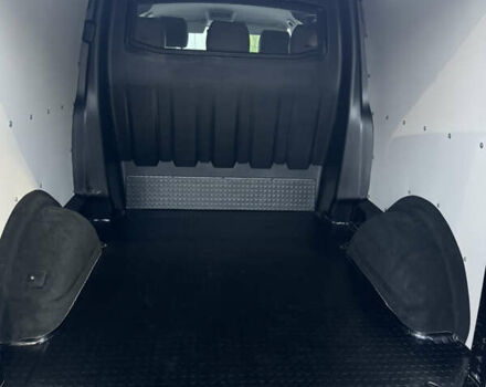 Фиолетовый Фольксваген Transporter, объемом двигателя 1.97 л и пробегом 311 тыс. км за 22500 $, фото 32 на Automoto.ua