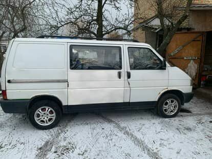 Коричневый Фольксваген Transporter, объемом двигателя 1.6 л и пробегом 500 тыс. км за 3700 $, фото 1 на Automoto.ua