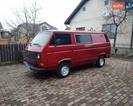 Красный Фольксваген Transporter, объемом двигателя 1 л и пробегом 300 тыс. км за 1650 $, фото 2 на Automoto.ua