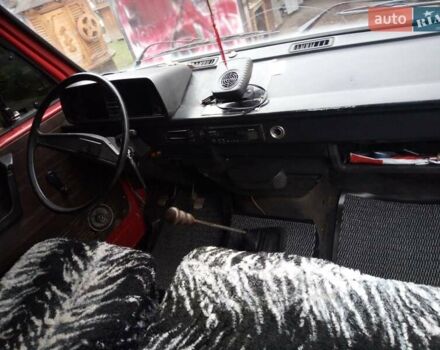 Красный Фольксваген Transporter, объемом двигателя 1 л и пробегом 300 тыс. км за 1650 $, фото 3 на Automoto.ua