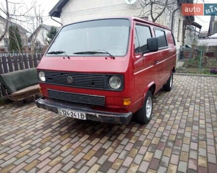 Красный Фольксваген Transporter, объемом двигателя 1 л и пробегом 300 тыс. км за 1650 $, фото 7 на Automoto.ua