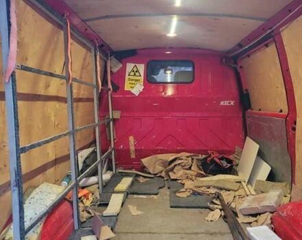 Червоний Фольксваген Transporter, об'ємом двигуна 1.9 л та пробігом 409 тис. км за 6800 $, фото 5 на Automoto.ua