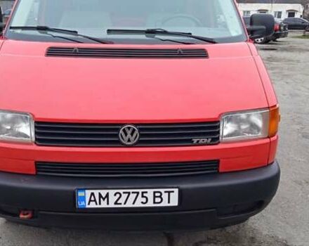 Червоний Фольксваген Transporter, об'ємом двигуна 2.46 л та пробігом 275 тис. км за 7000 $, фото 3 на Automoto.ua