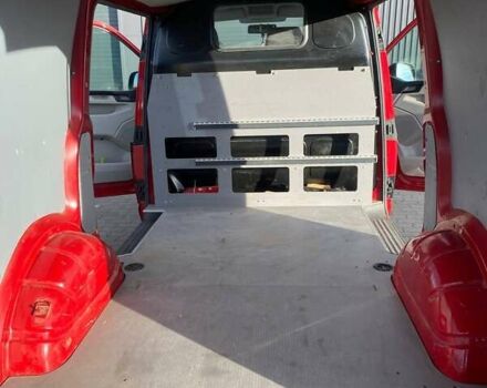 Червоний Фольксваген Transporter, об'ємом двигуна 2 л та пробігом 265 тис. км за 14900 $, фото 11 на Automoto.ua