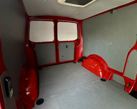 Красный Фольксваген Transporter, объемом двигателя 2 л и пробегом 219 тыс. км за 25950 $, фото 43 на Automoto.ua