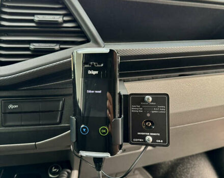 Красный Фольксваген Transporter, объемом двигателя 2 л и пробегом 219 тыс. км за 25950 $, фото 42 на Automoto.ua