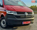 Красный Фольксваген Transporter, объемом двигателя 2 л и пробегом 219 тыс. км за 25950 $, фото 9 на Automoto.ua