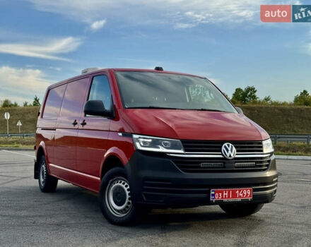 Красный Фольксваген Transporter, объемом двигателя 2 л и пробегом 219 тыс. км за 25950 $, фото 62 на Automoto.ua