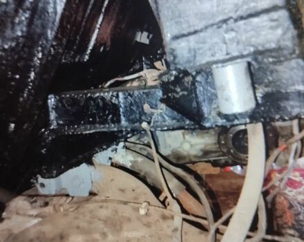 Красный Фольксваген Transporter, объемом двигателя 1 л и пробегом 25 тыс. км за 428 $, фото 5 на Automoto.ua