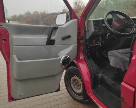 Червоний Фольксваген Transporter, об'ємом двигуна 1.8 л та пробігом 450 тис. км за 2300 $, фото 9 на Automoto.ua